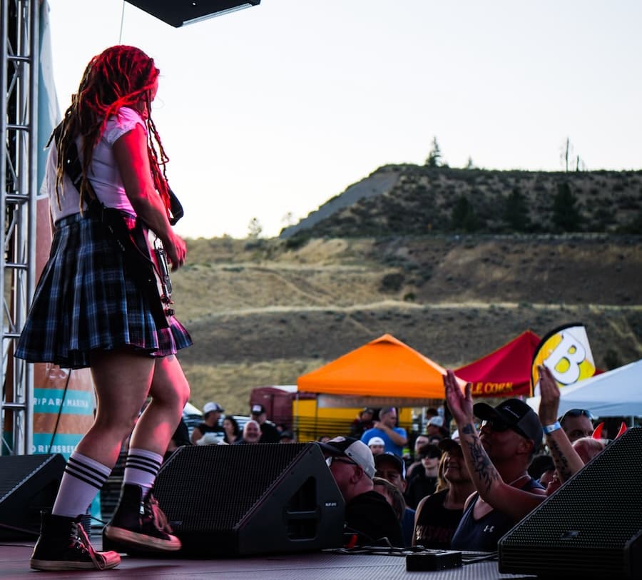 Hell's Belles performing at Echofest 2026