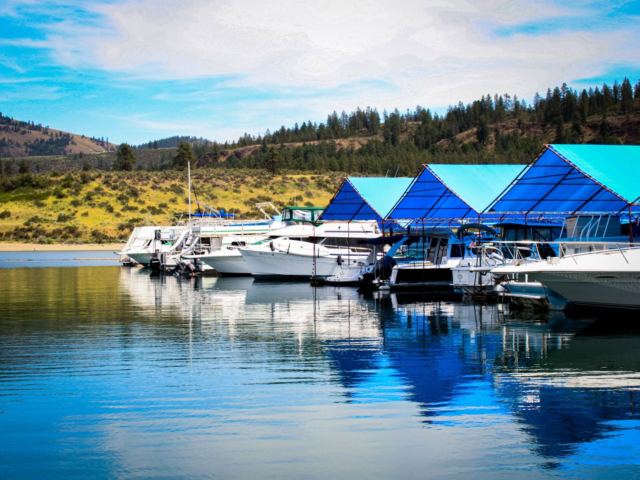 Two Rivers Marina Moorage