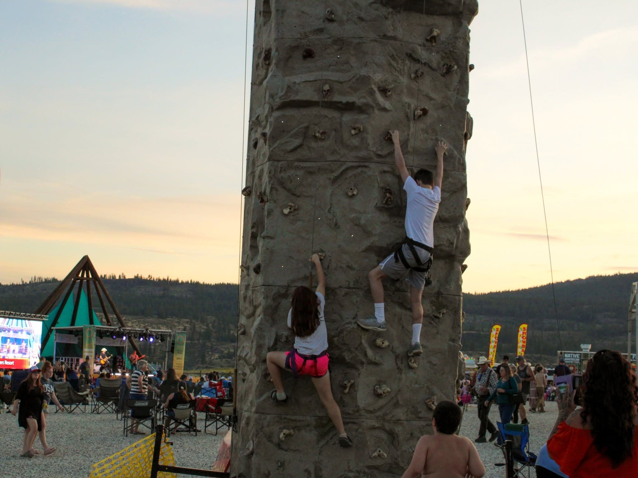 Rock Climbing Wall Echofest Two Rivers